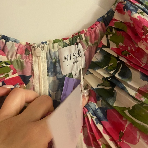 Brand new dress, beautiful color, size M - Picture 3 of 6